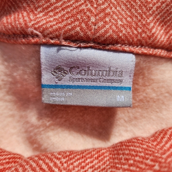 Columbia Lodge Funnel Pullover Sweatshirt | Women's Medium | Peach Chevron - Picture 2 of 6